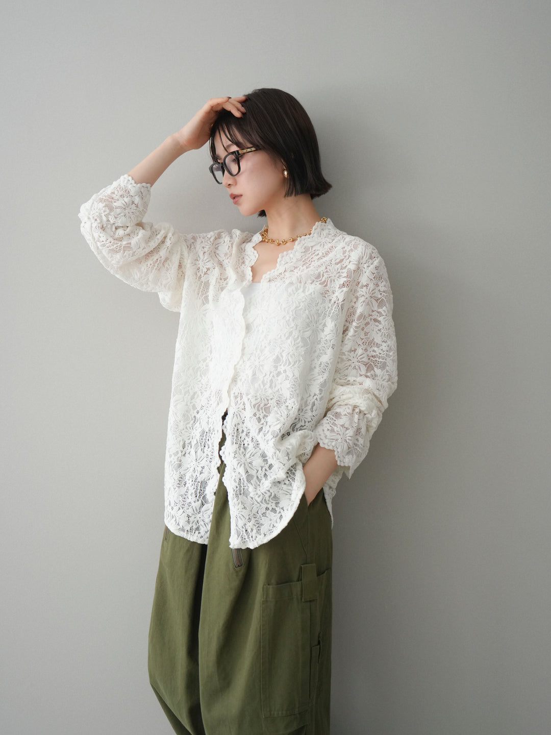 [予約]Vネックレースブラウス/white