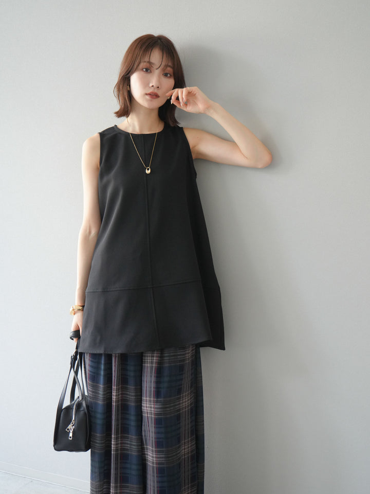 [予約]フレアノースリーチュニック/ブラック