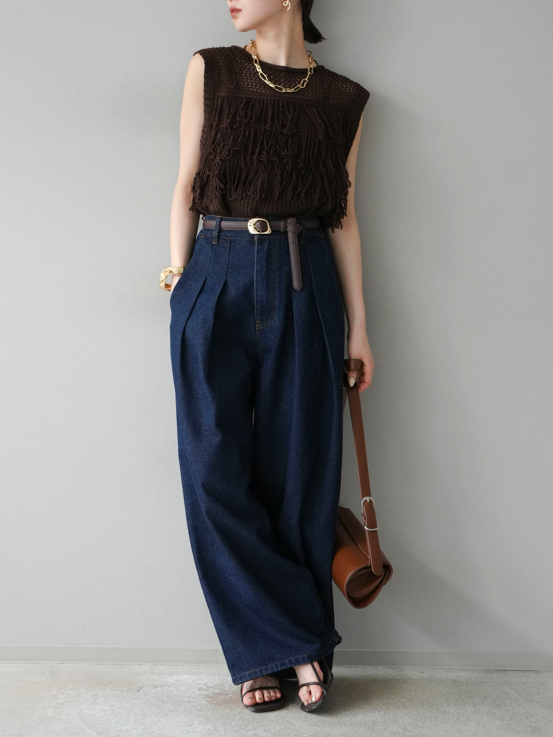 【預購】鏤空流蘇針織上衣/棕色