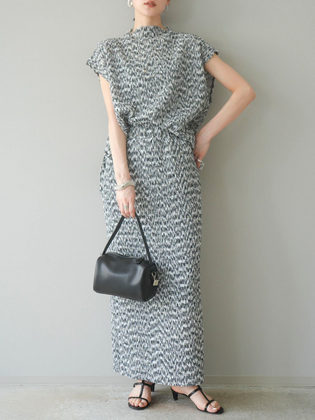 [予約]マルチカラーランダムプリーツタイトスカート/ブラック