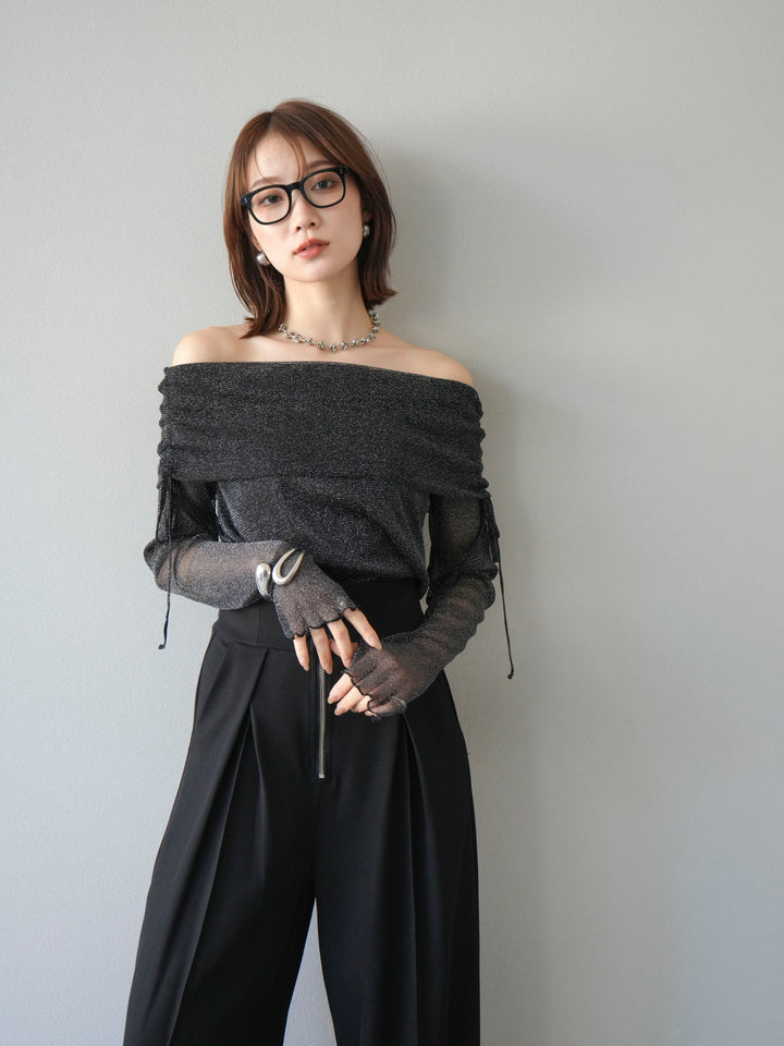 [予約]ラメシアーウィンガーホールオフショルトップス/ブラック