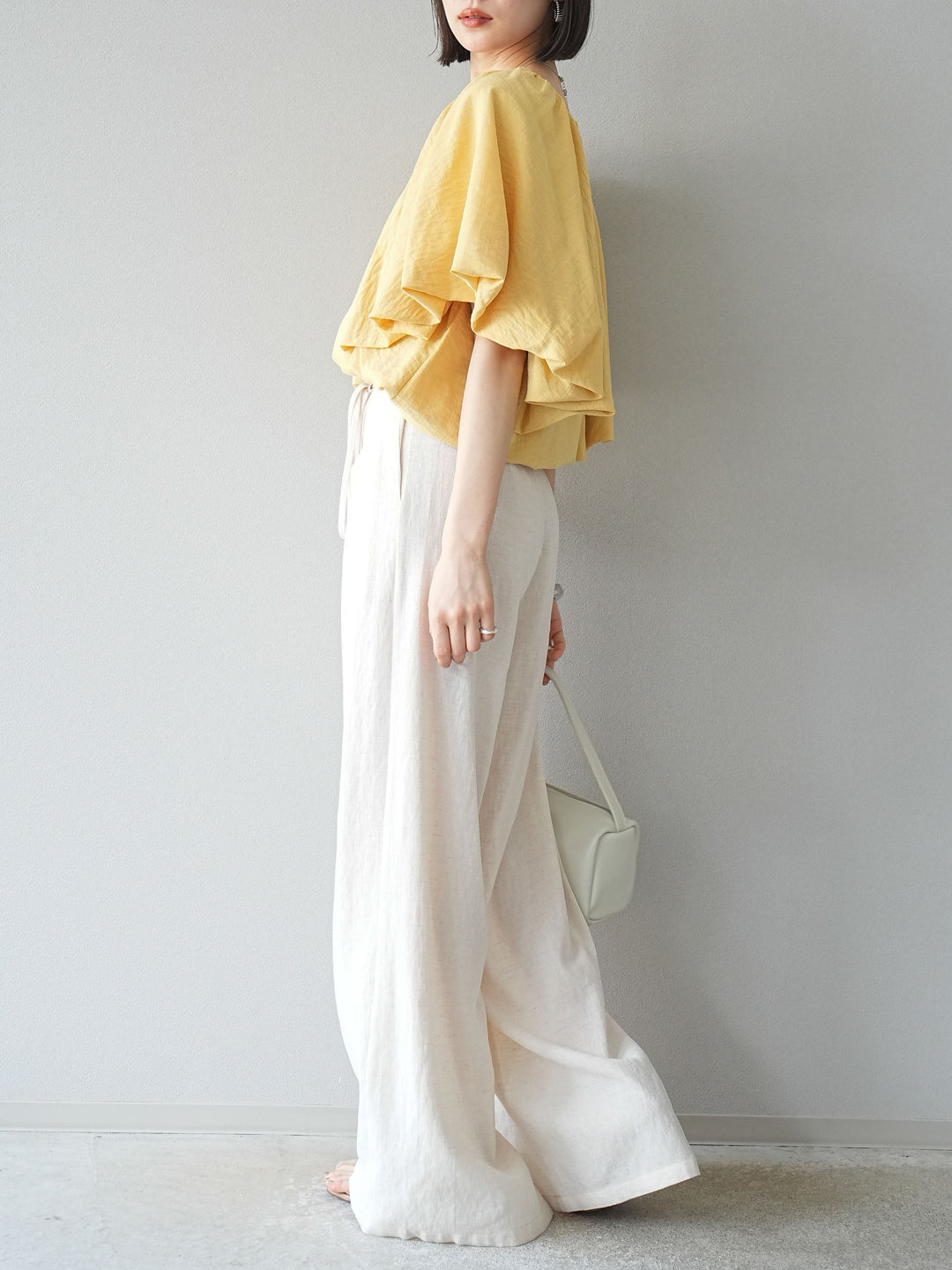 【預購】仿亞麻雙褶設計寬褲/象牙白