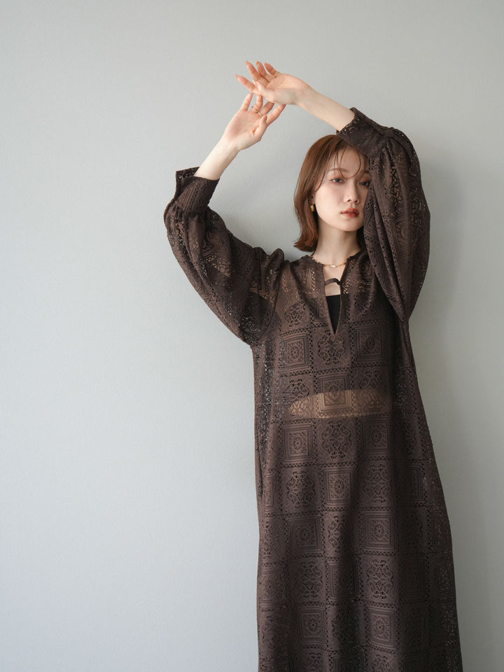 [予約]ブロックレースボリュームスリーブワンピース/ブラウン