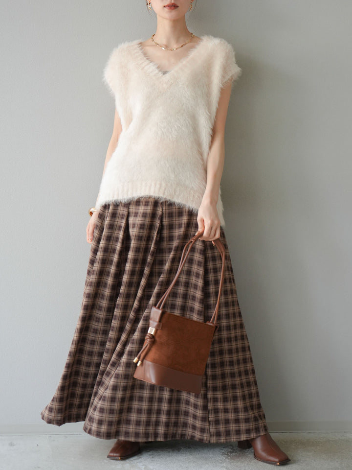 [予約]ラメシャギーVネックニットベスト/アイボリー