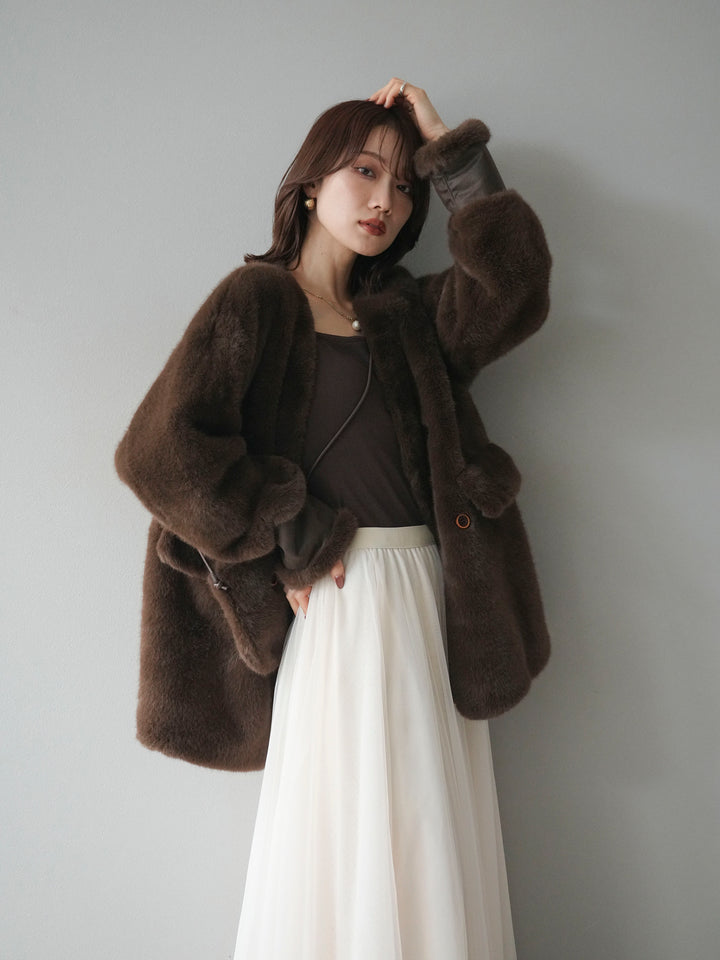 [SET]バッグ付エコファーノーカラーコート+チュールボリュームスカート(2set)