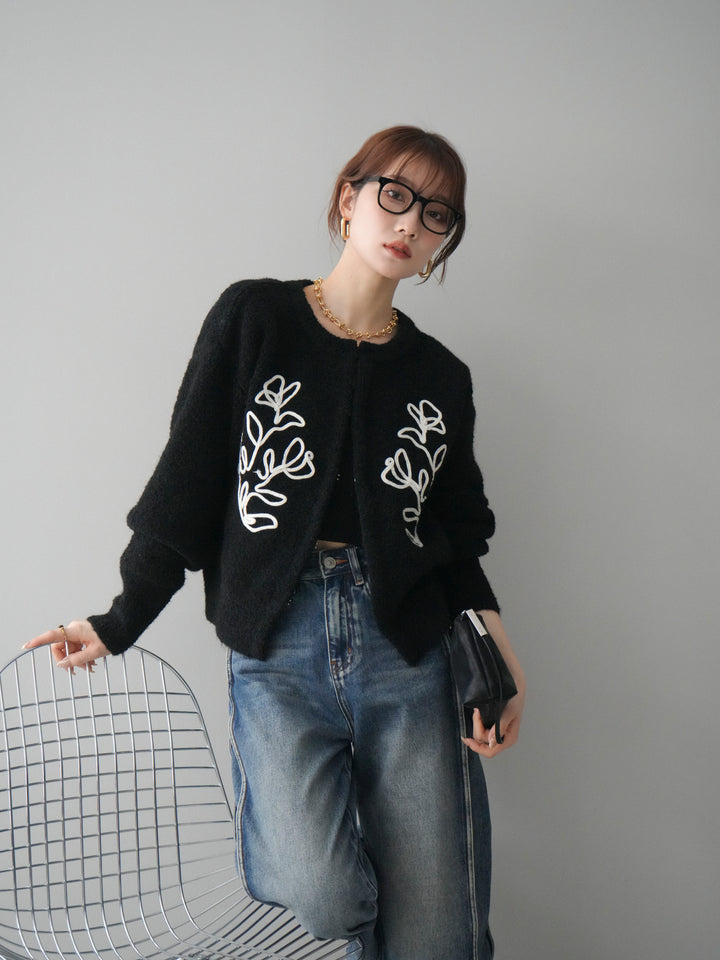 [予約]テープ刺繍ホック開きブークレニットカーディガン/black