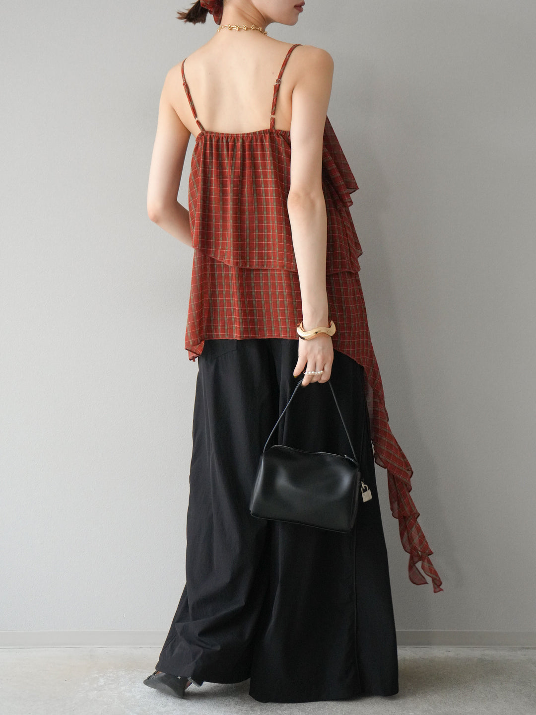 [予約]タックパイピングナイロンワイドパンツ/ブラック