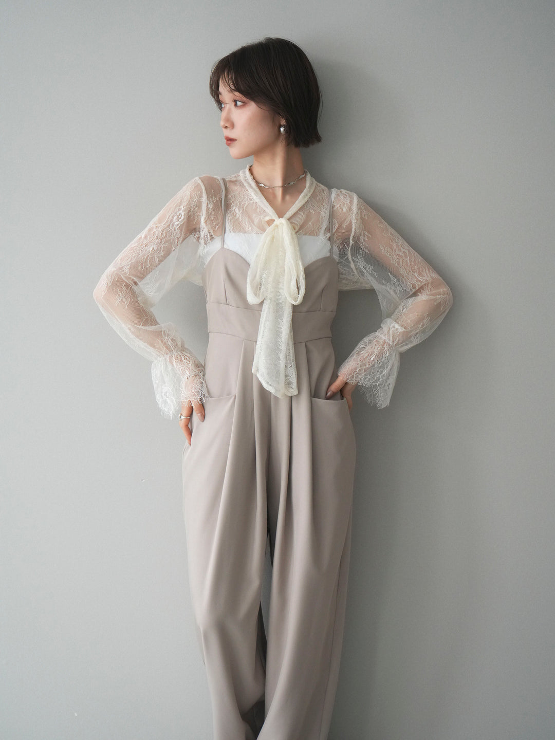 [SET]バックデザインサロペット+リバーレースボウタイトップス(2set)