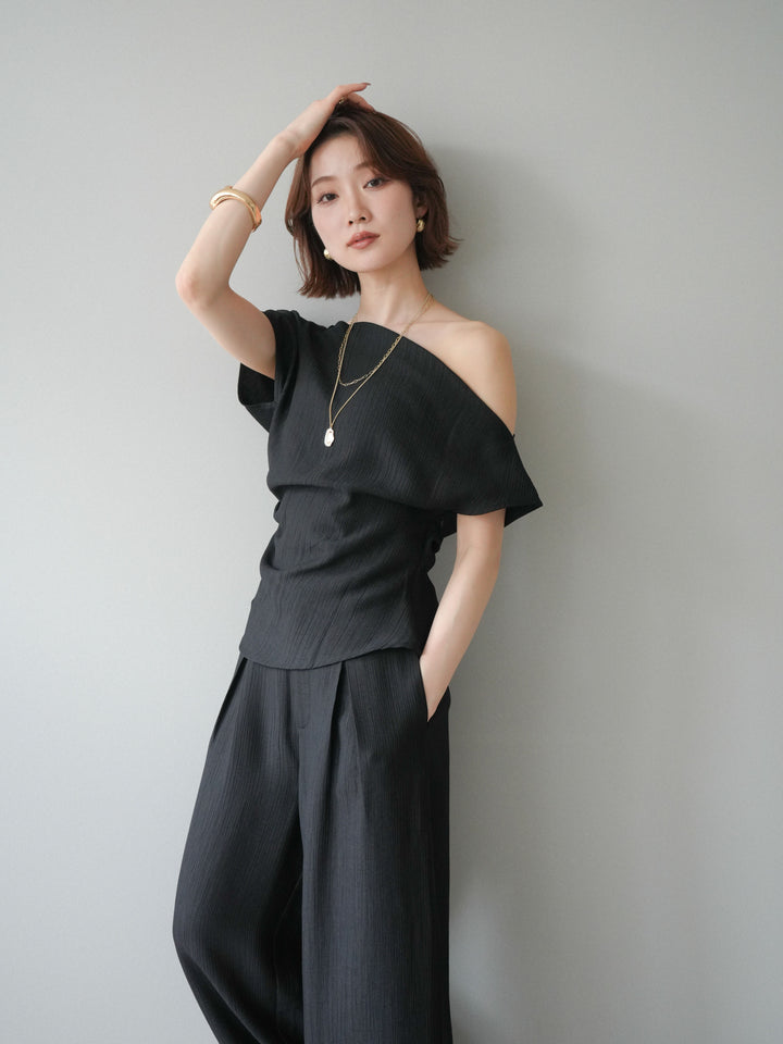 [予約]クレープアシンメトリーギャザートップス/black