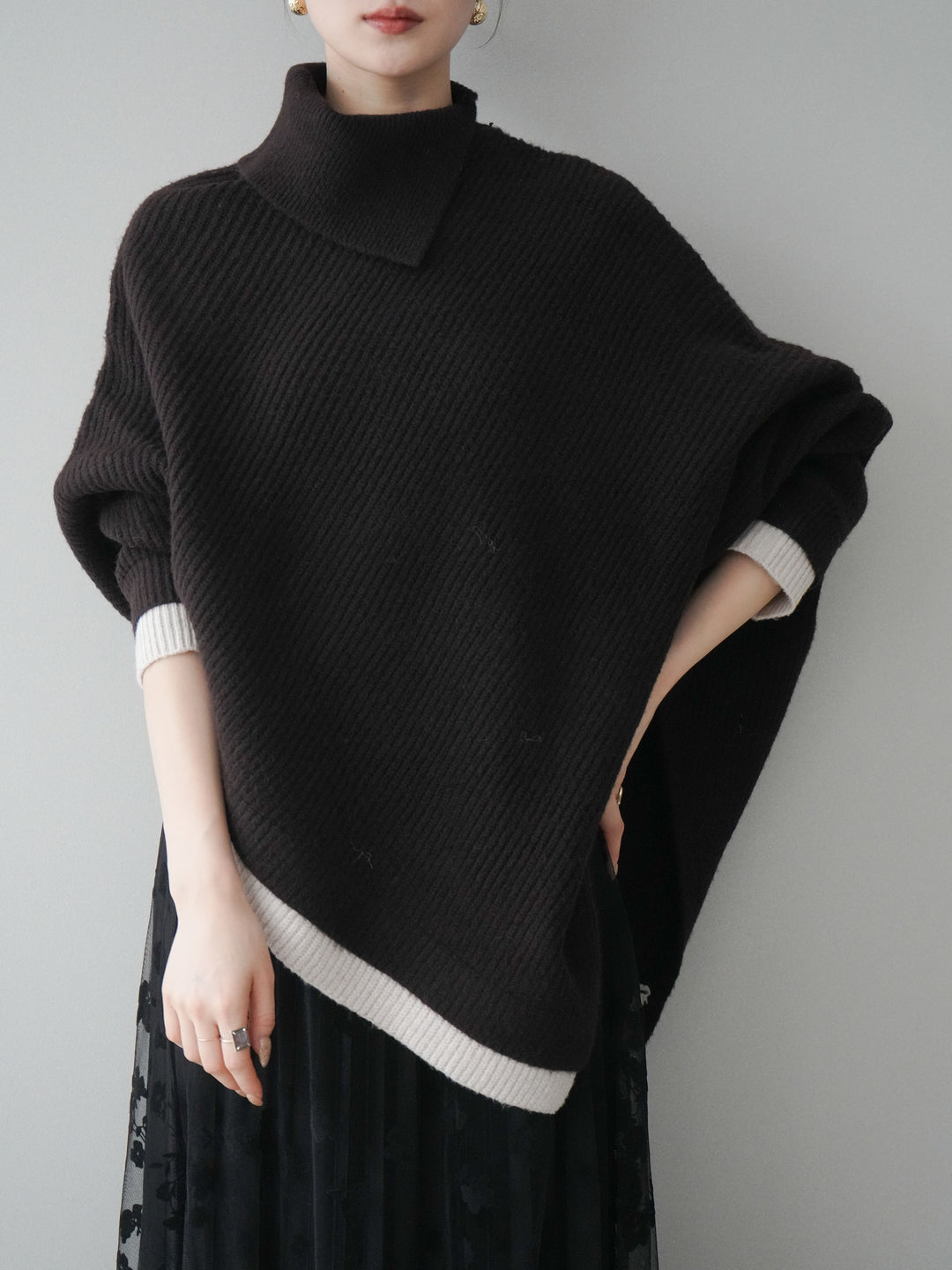 [予約]配色アシンメトリードルマンニットプルオーバー/brown