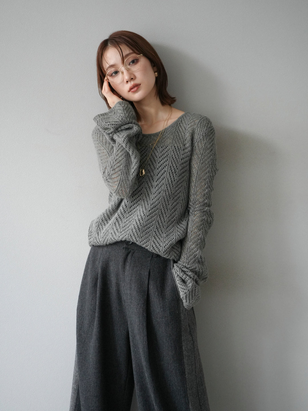 [予約]透かし編みニットトップス/グレー