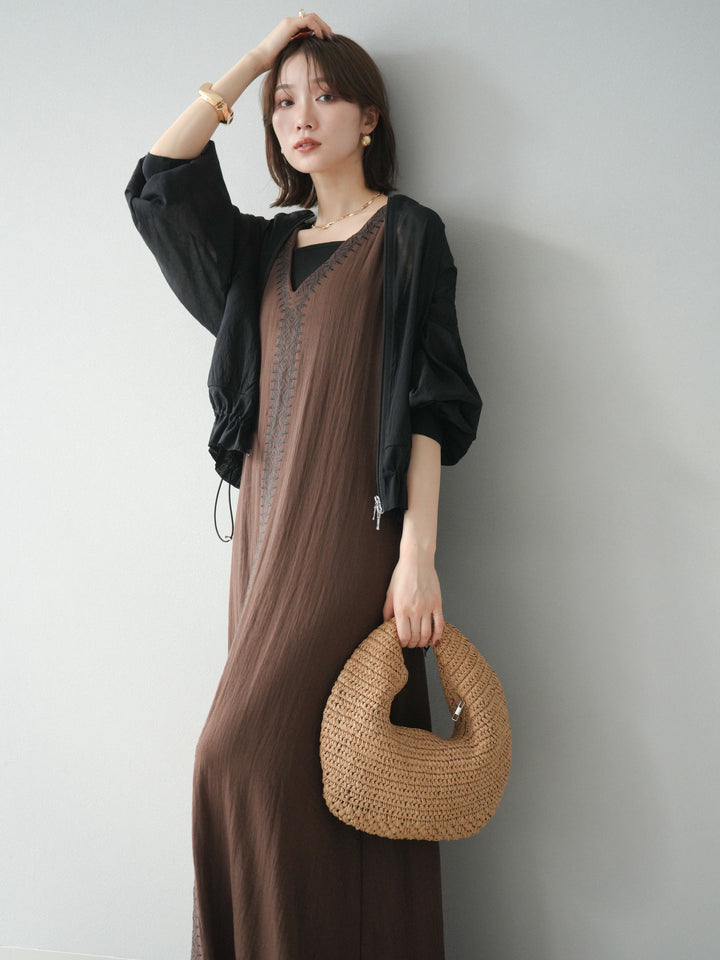 [予約]刺繍Vネックワンピース/ブラウン