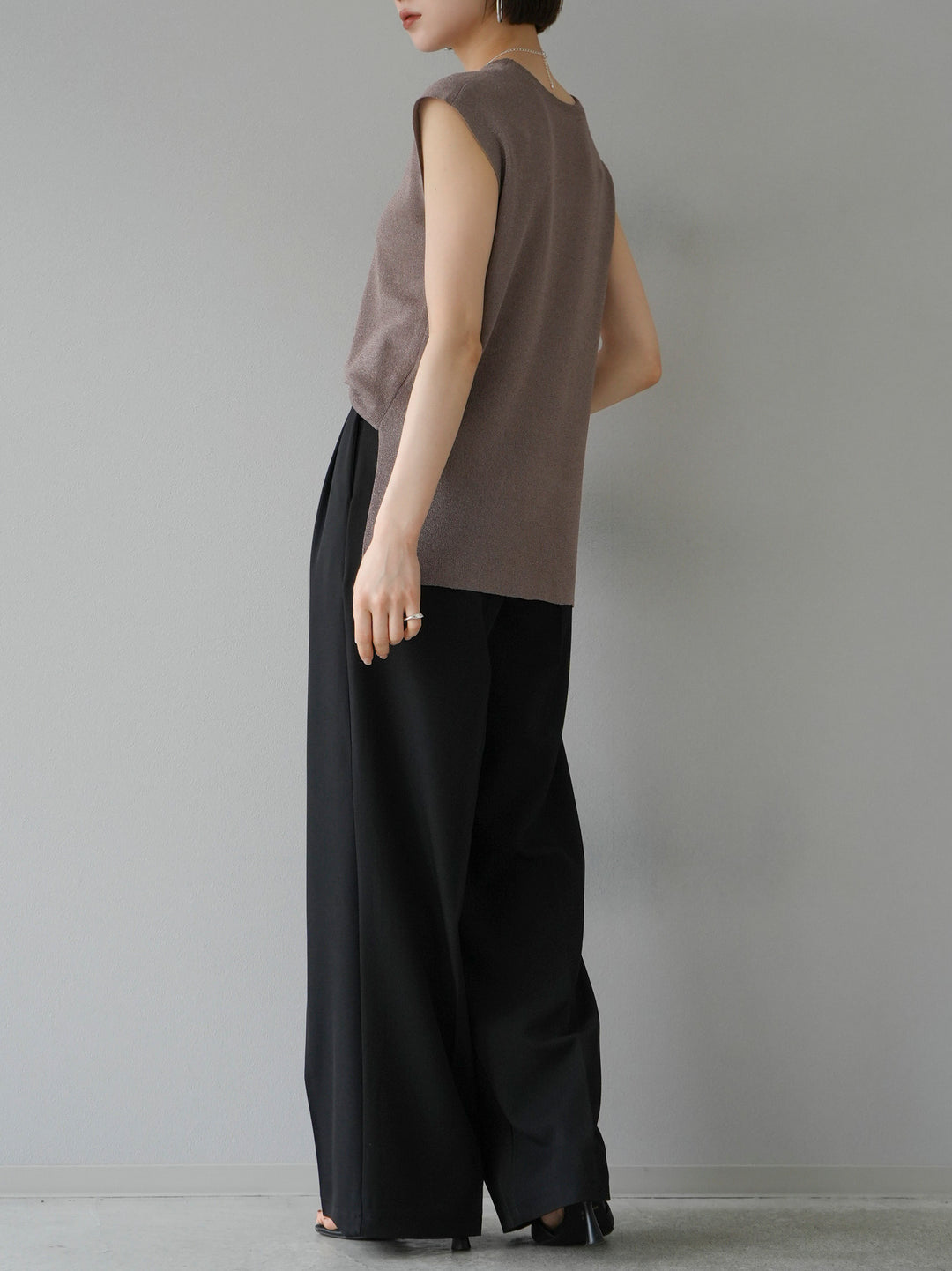 [Pre-order] 3-pleat wide pants/black