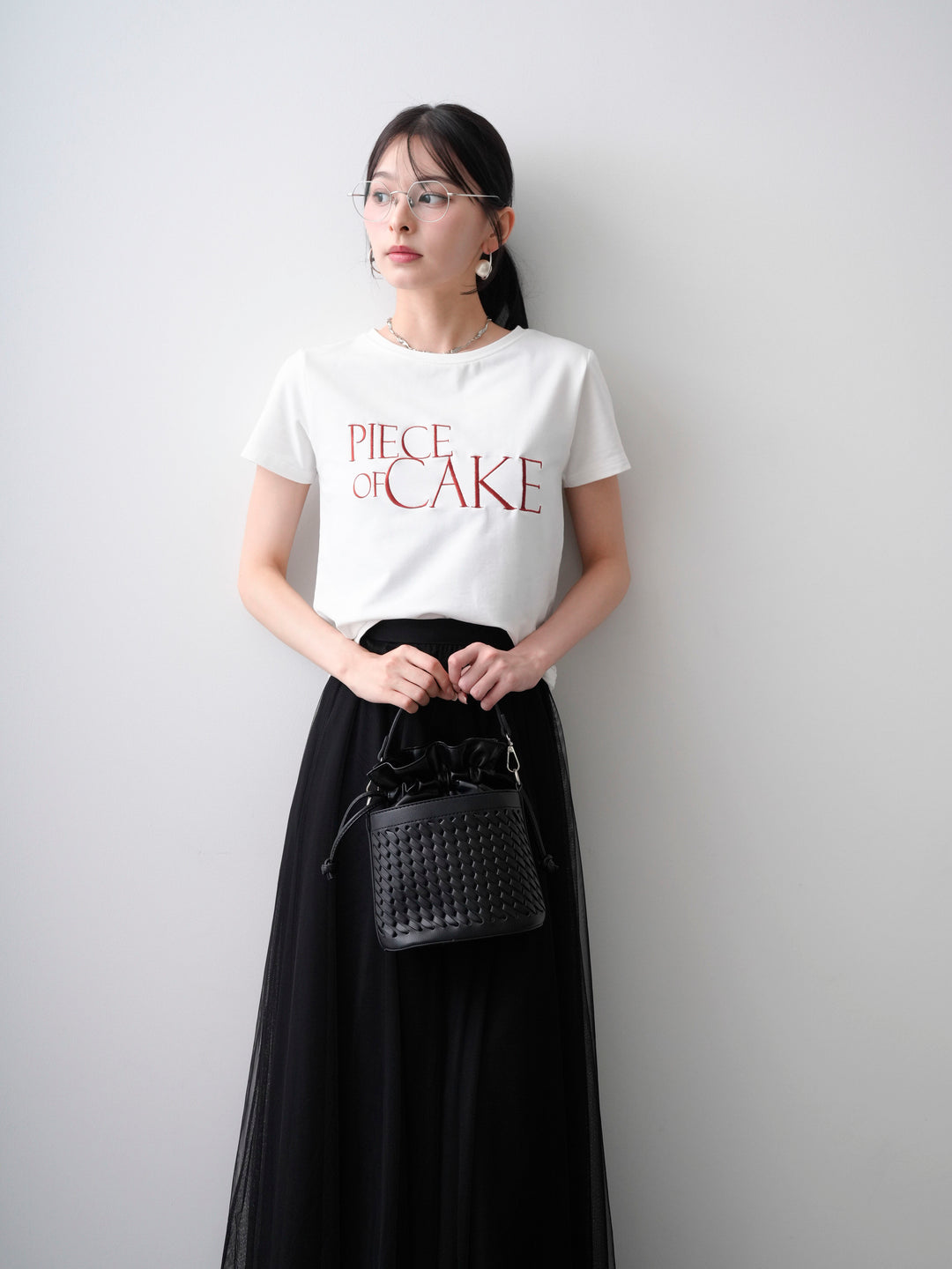 【套裝】刺繡Logo T卹 + 不對稱一觸手手鐲（2件組）