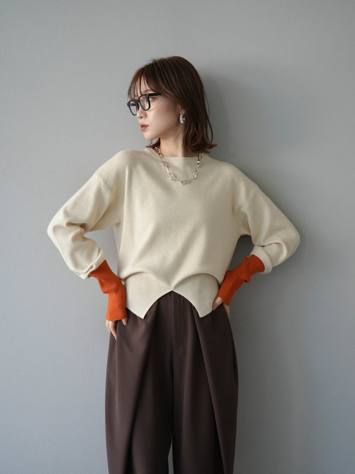 [予約]袖配色フロントスリットニットプルオーバー /アイボリー