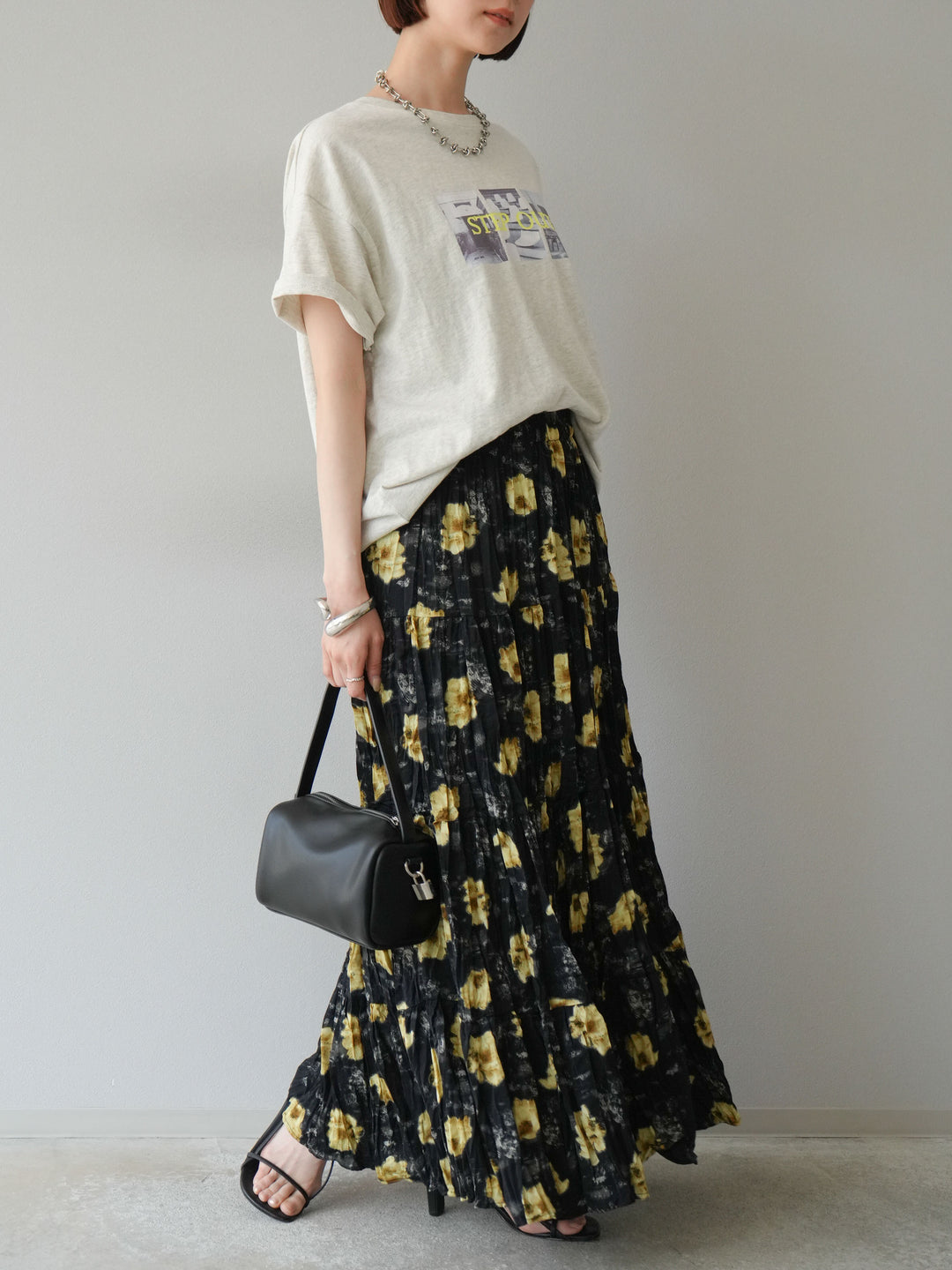 [SET]ネオンロゴコラージュフォトプリントオーバーTシャツ+フラワーワッシャーロングスカート(2set)