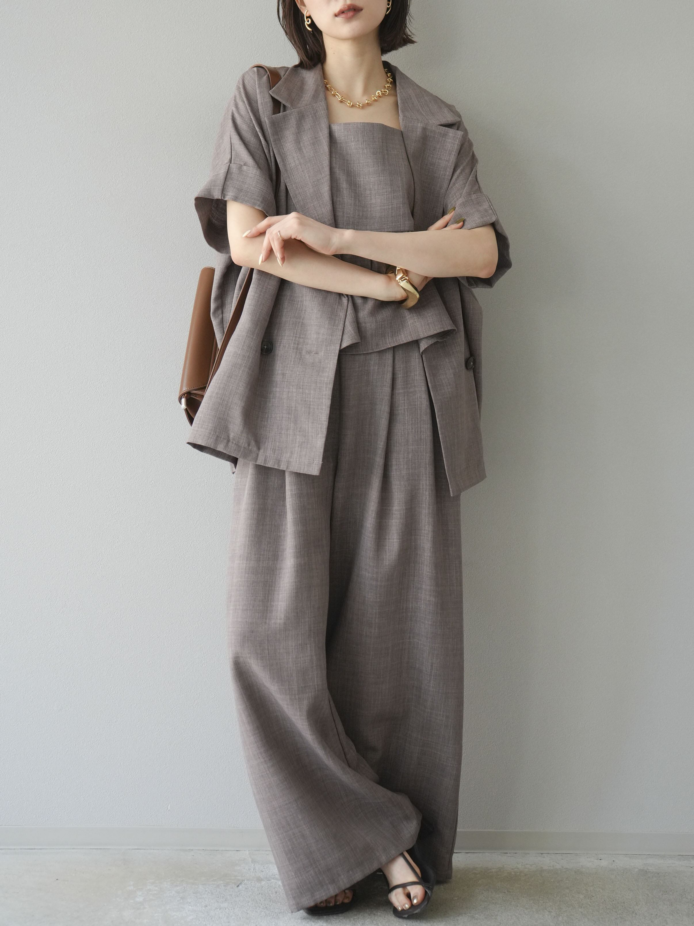 SET]リネンライクハーフテーラードジャケット+リネンライクビスチェ+