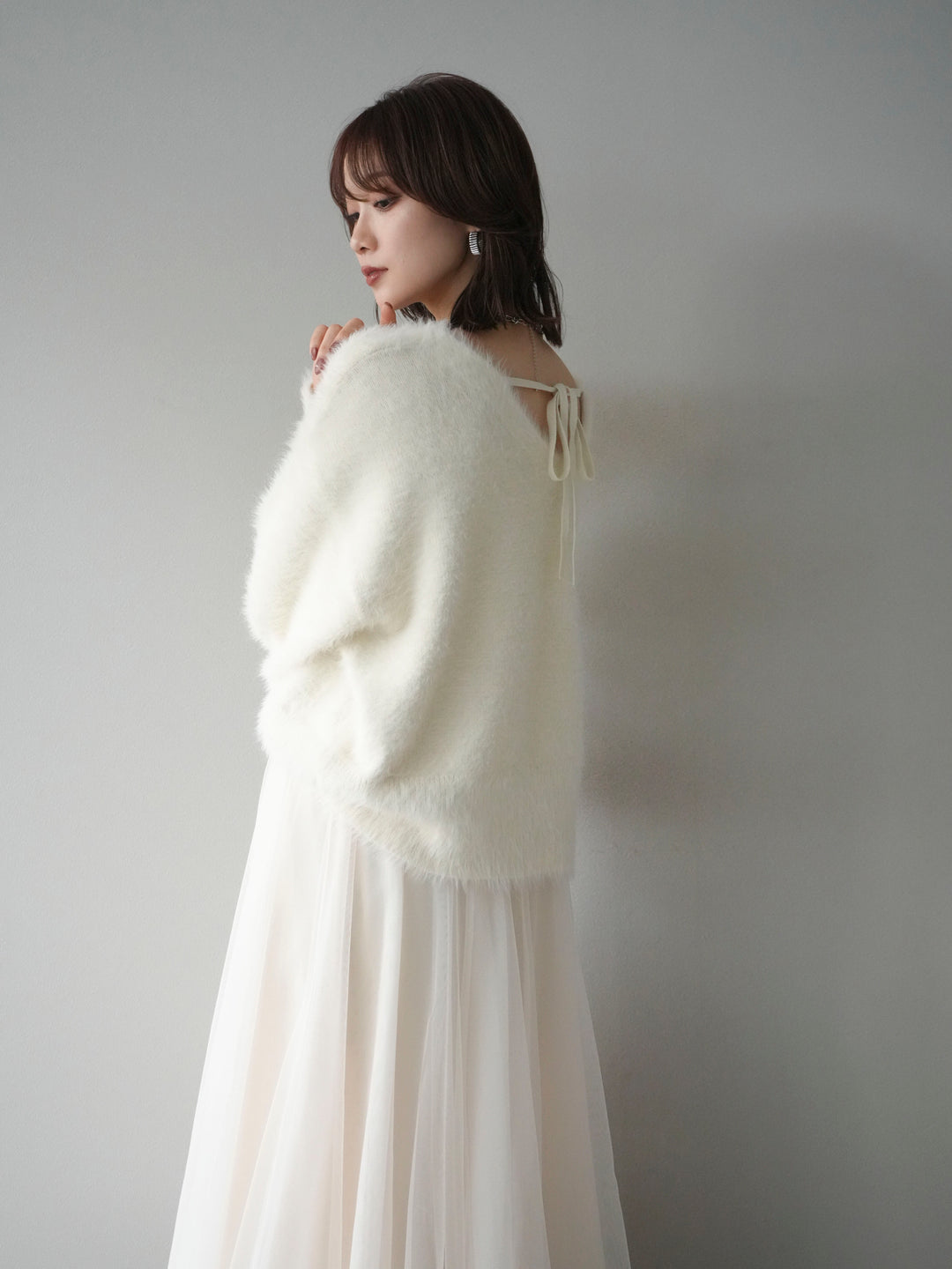 [予約]バックリボンVネックシャギーニットプルオーバー/ivory