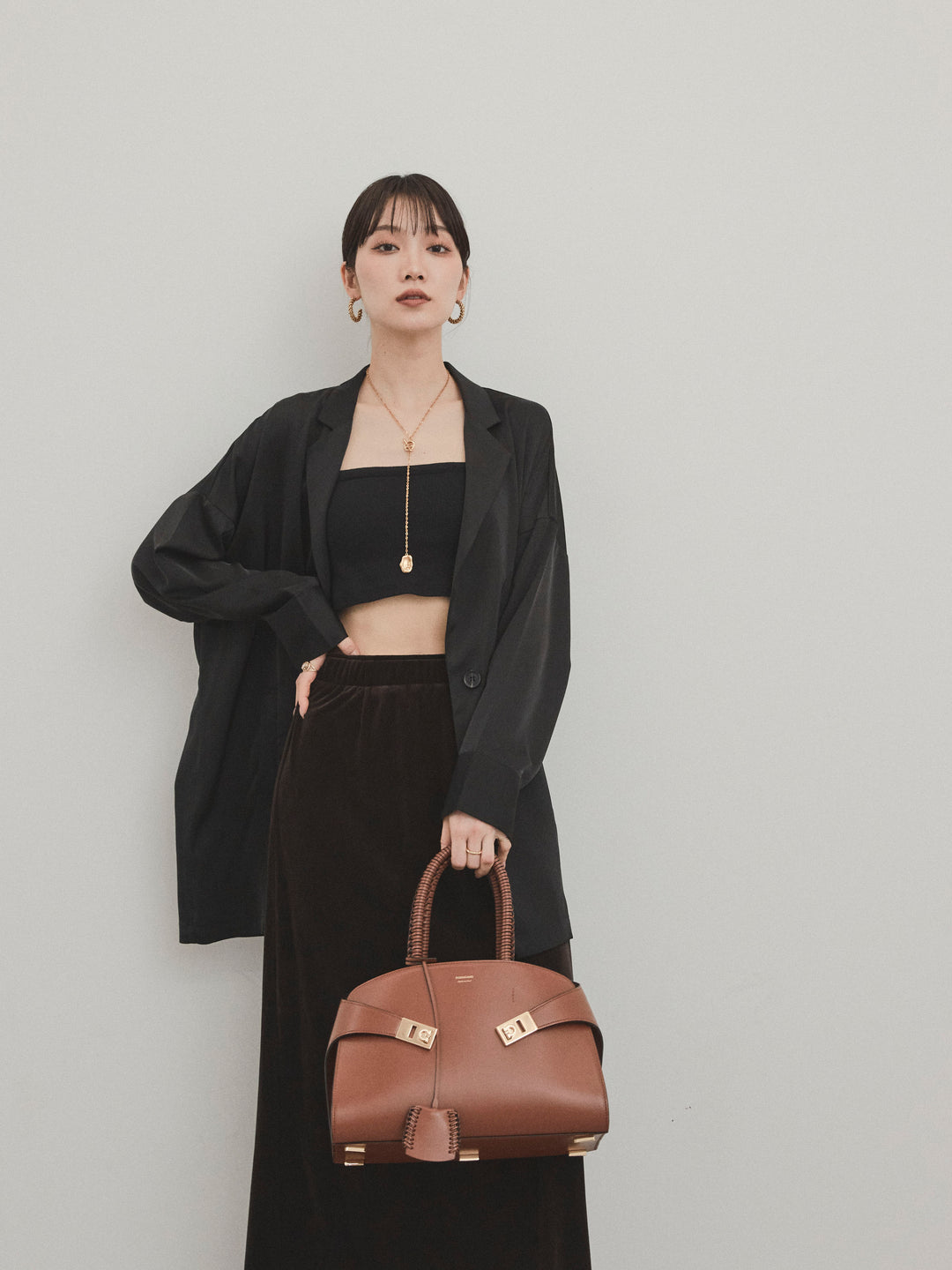 [SET] 霧面緞面外套 + 天鵝絨半身裙 (2set)