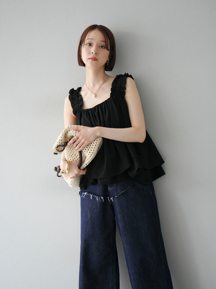 [SET] 縮肩喇叭背心 + 臀部設計牛仔褲 (2 件套)