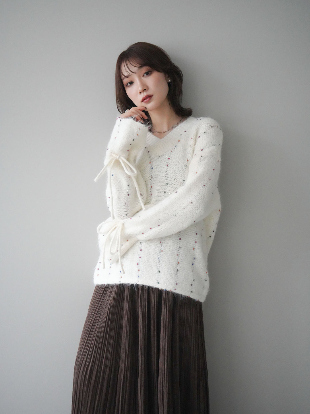 [予約]キャンディースリーブカラーネップスパンコールニットプルオーバー/white