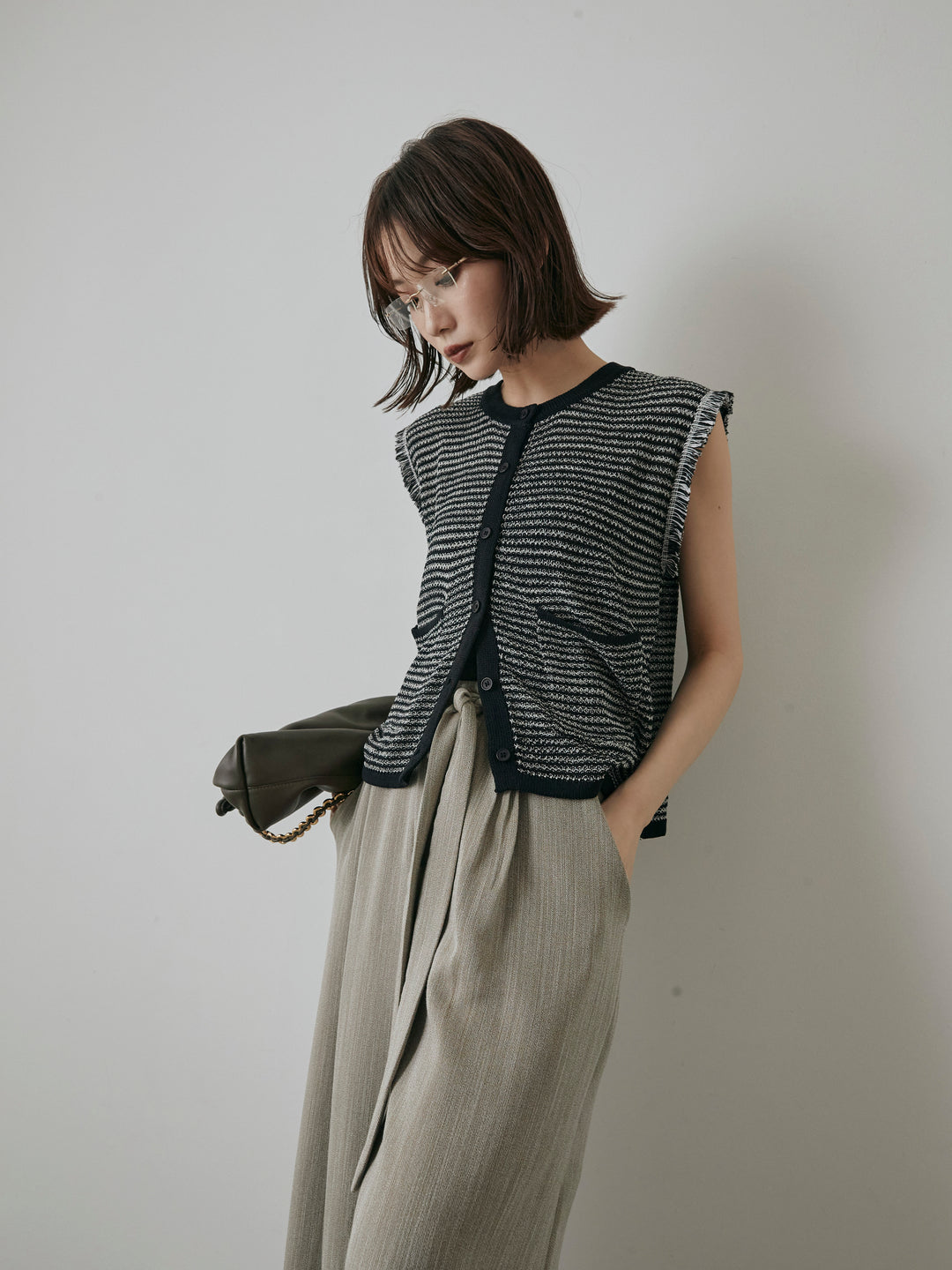[予約]ボーダー袖フリンジニットベスト/ブラック
