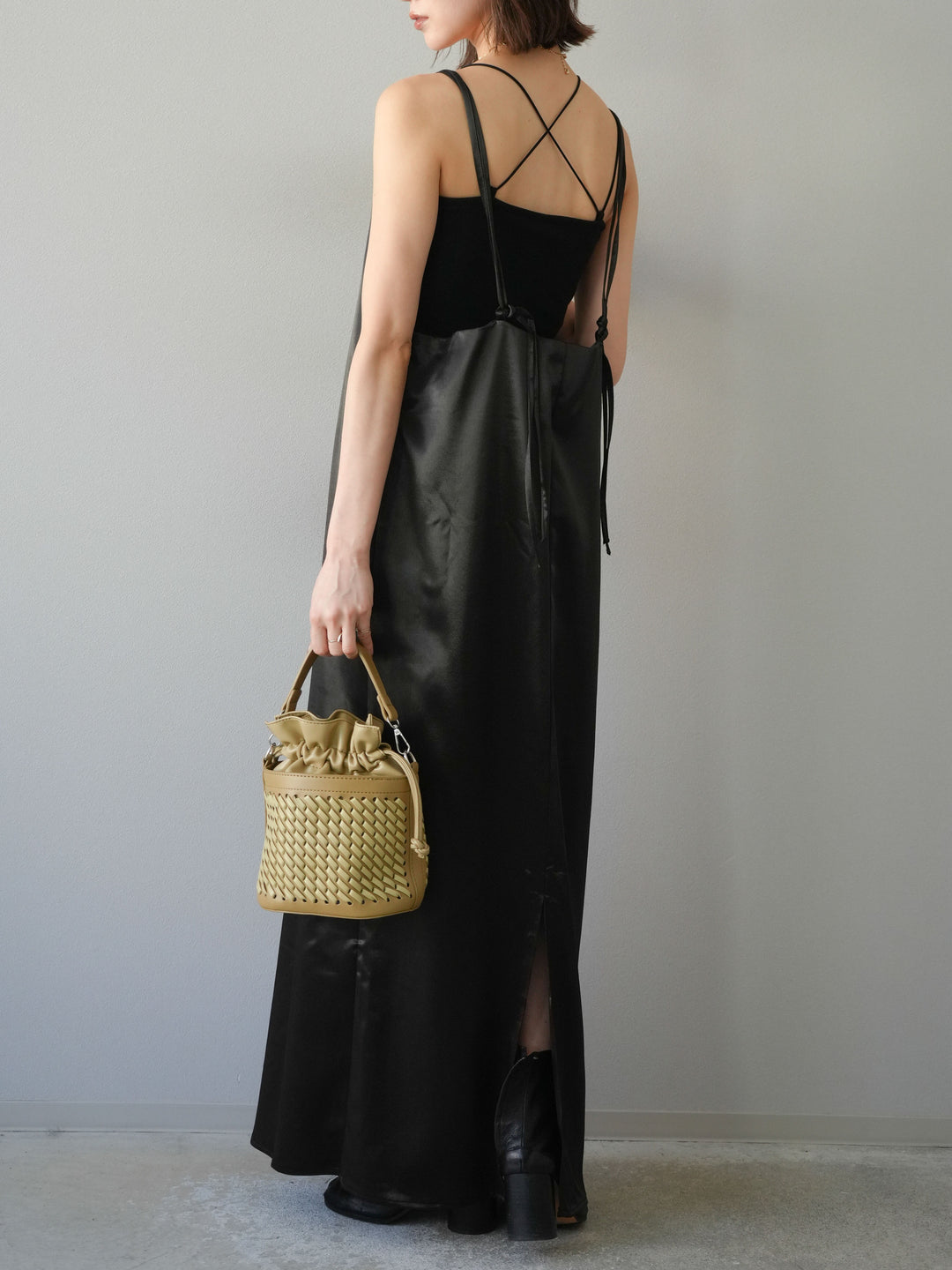 [予約]サテンキャミワンピース/ブラック