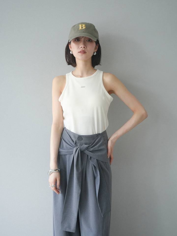 [預訂] 標誌板 American Suri 背心/象牙色