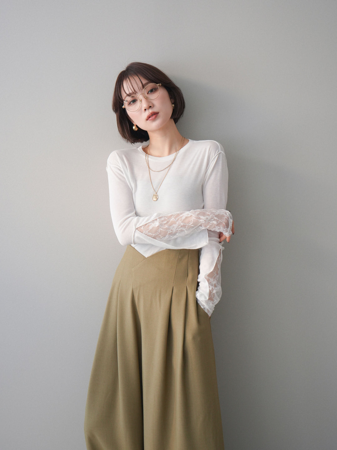 [予約]袖レースレイヤードデザインメロートップス/white