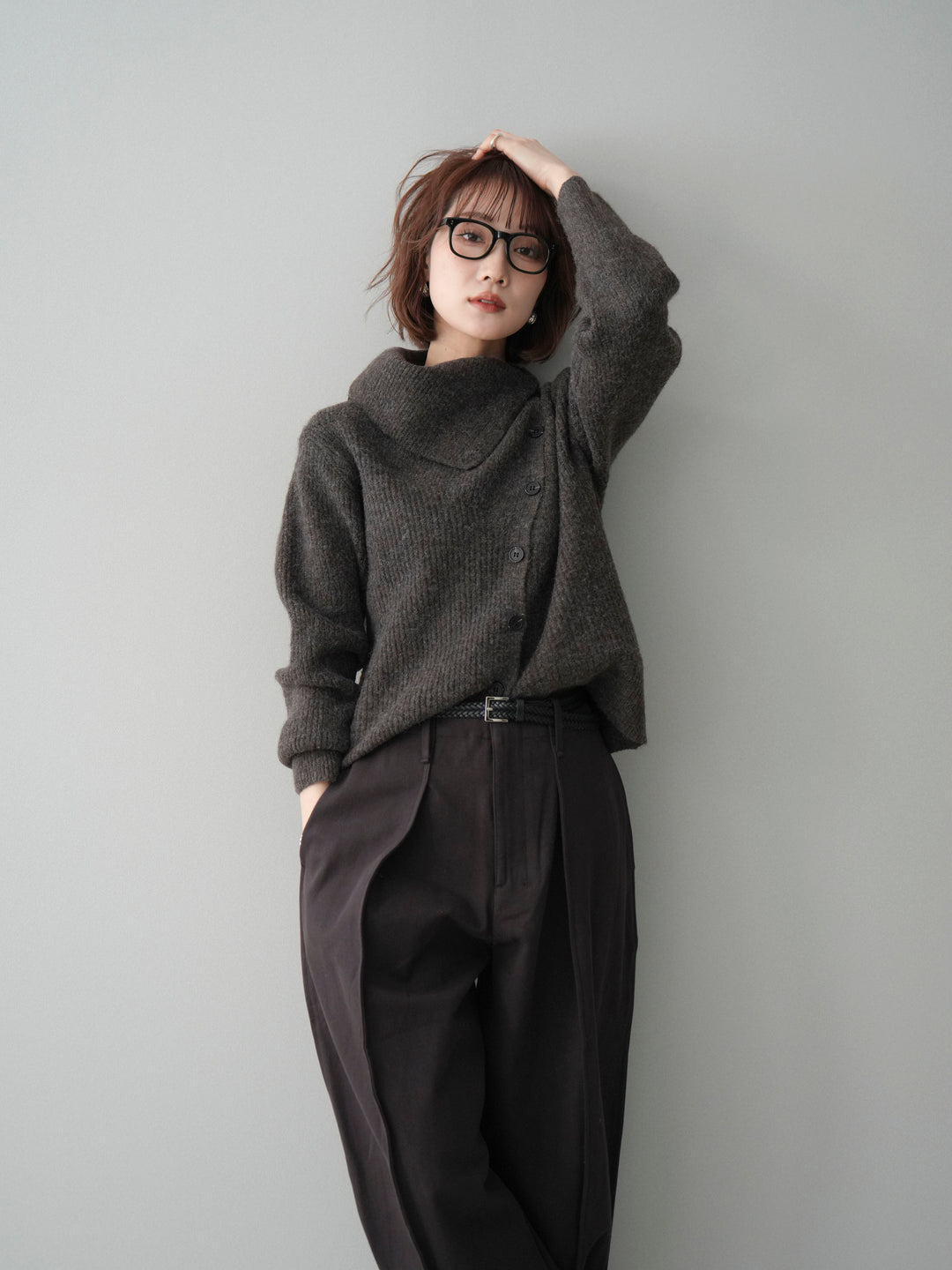 [SET]ハイネックデザインボタンニットカーディガン+コットンツイルカーブパンツ(2set)