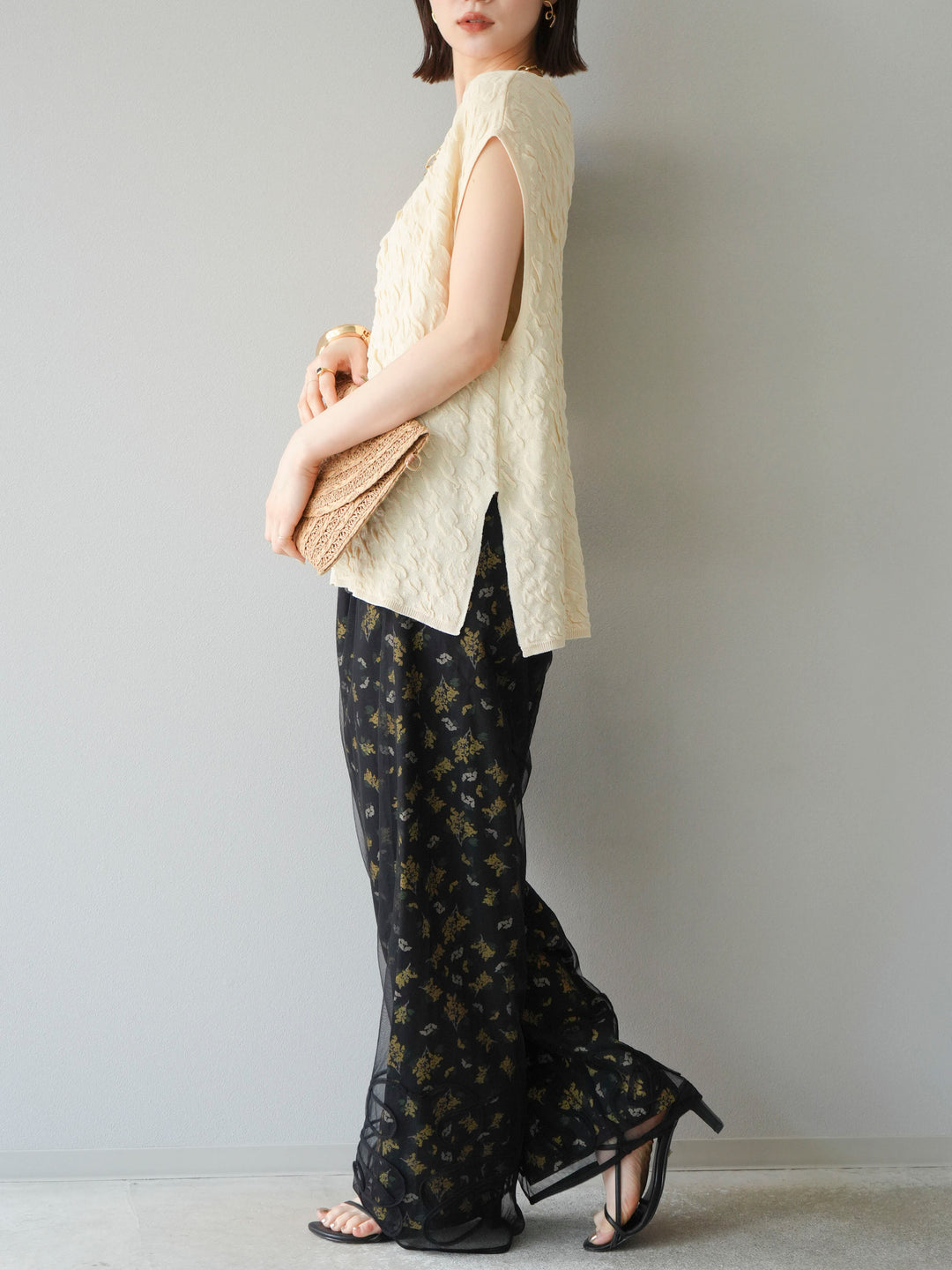 [SET]ポコポコノースリーブニットプルオーバー+コード刺繍チュールレイヤードパンツ(2set)