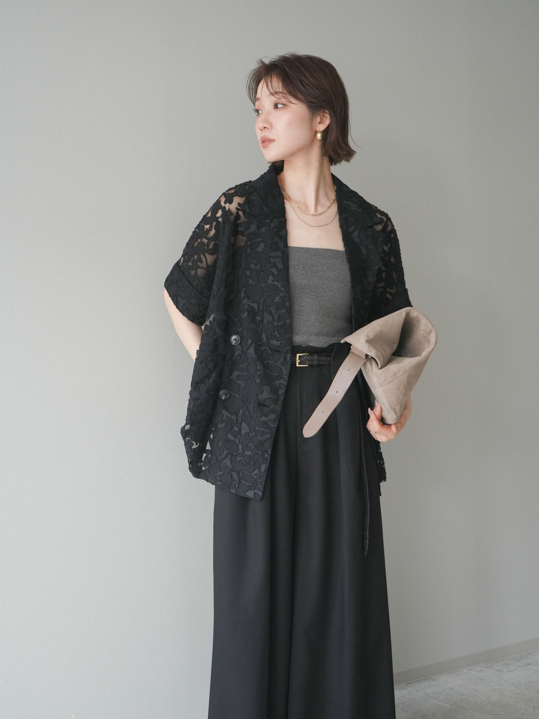 【套裝】花朵蕾絲短袖外套+垂褶收腰帶環長褲（兩件套）