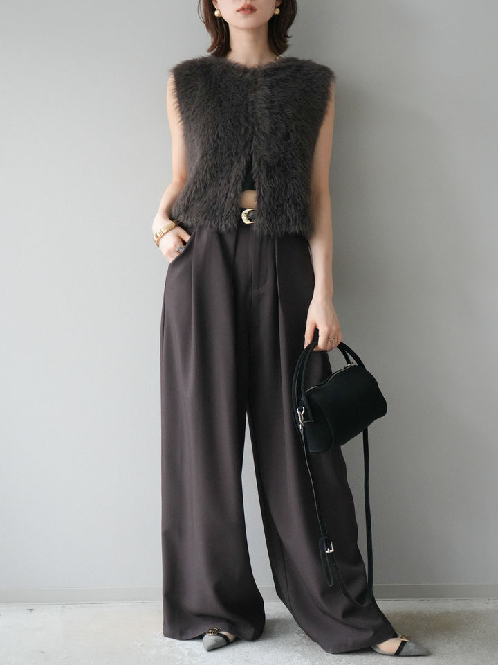 【預購】皮帶環設計寬褲/棕色