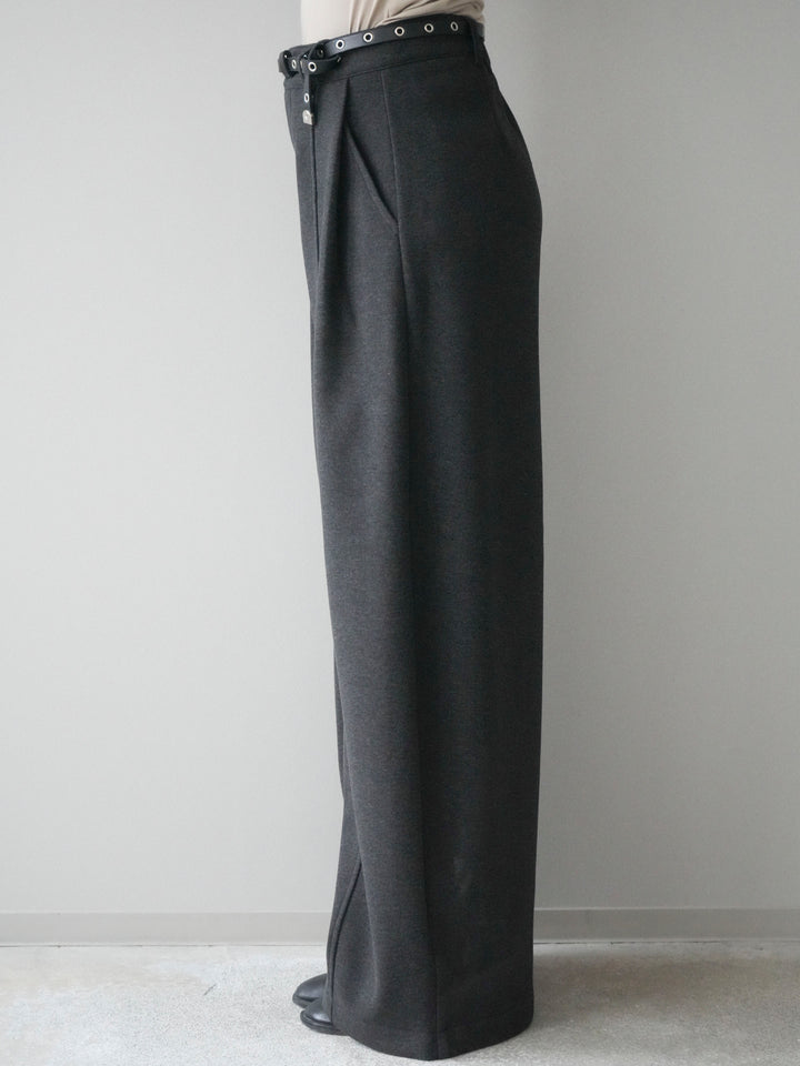 [予約]ベルト付き裏起毛ワイドパンツ/charcoal