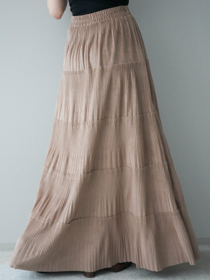[予約]型押しスエードティアードプリーツスカート/beige