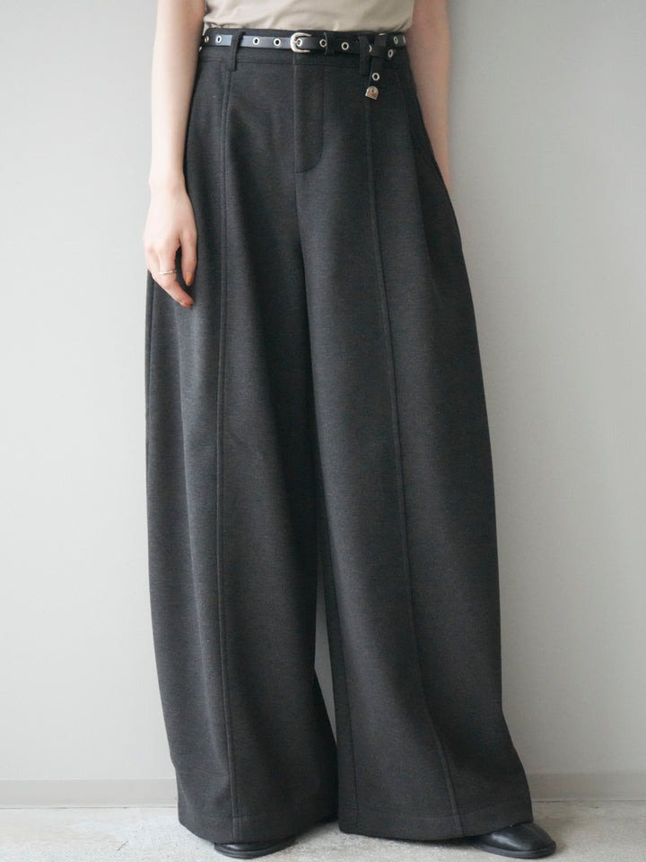 [予約]ベルト付き裏起毛ワイドパンツ/charcoal