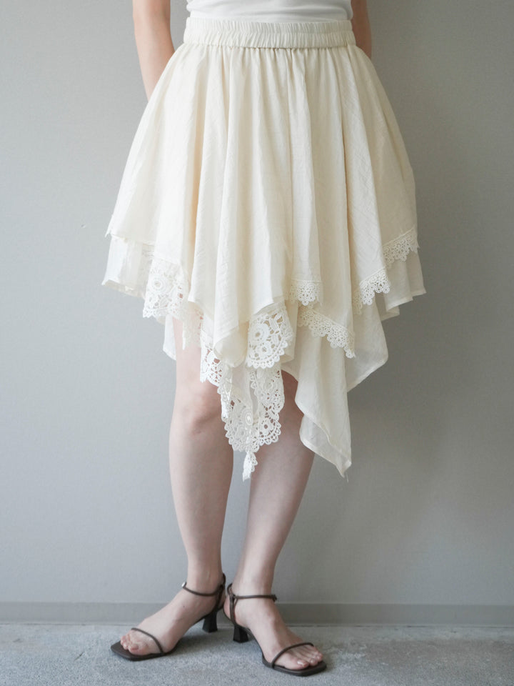 [予約]レースヘムアシンメトリースカート/ivory