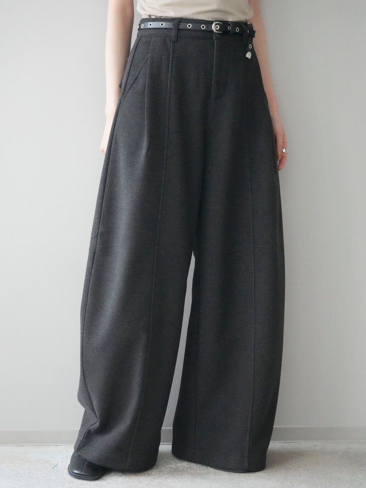 [予約]ベルト付き裏起毛ワイドパンツ/charcoal