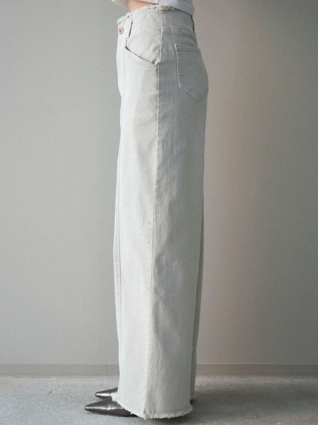 [予約]センターステッチストレッチカットオフデニムパンツ/gray