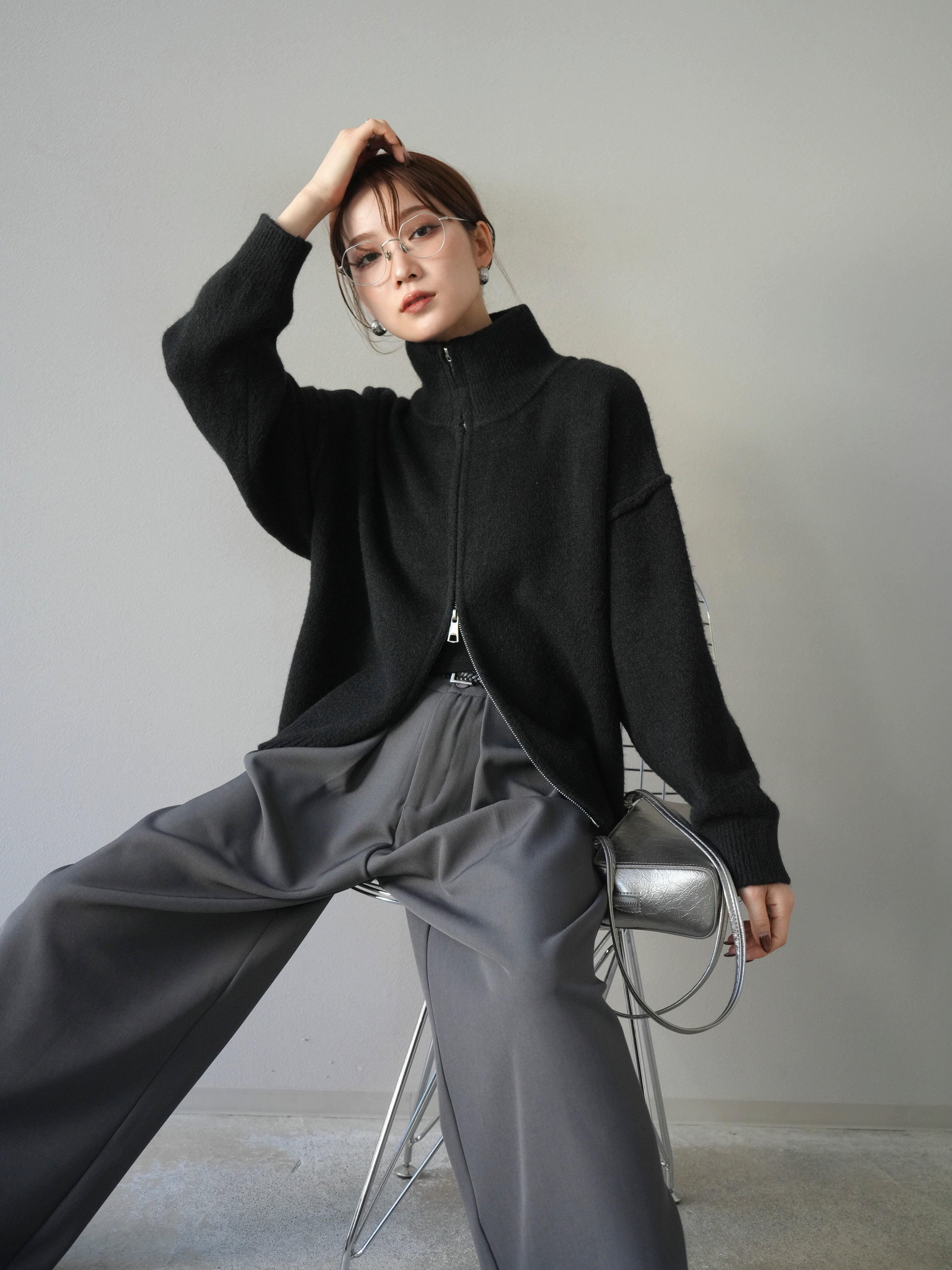 予約]スタンドネックダブルZIPニットカーディガン/black – Lumier