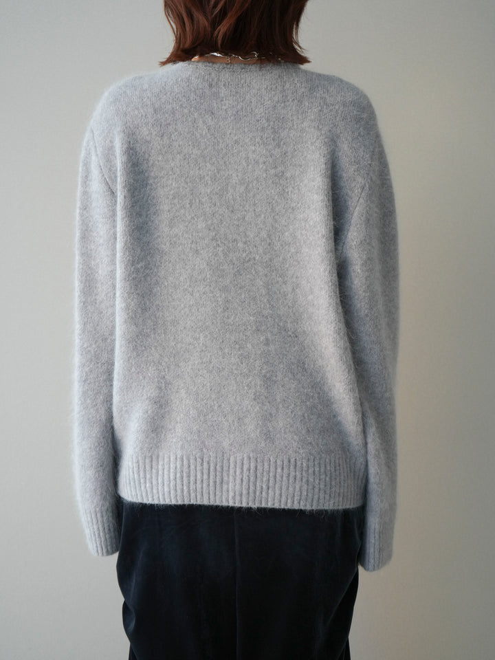 [予約]くるみボタンニットカーディガン/gray