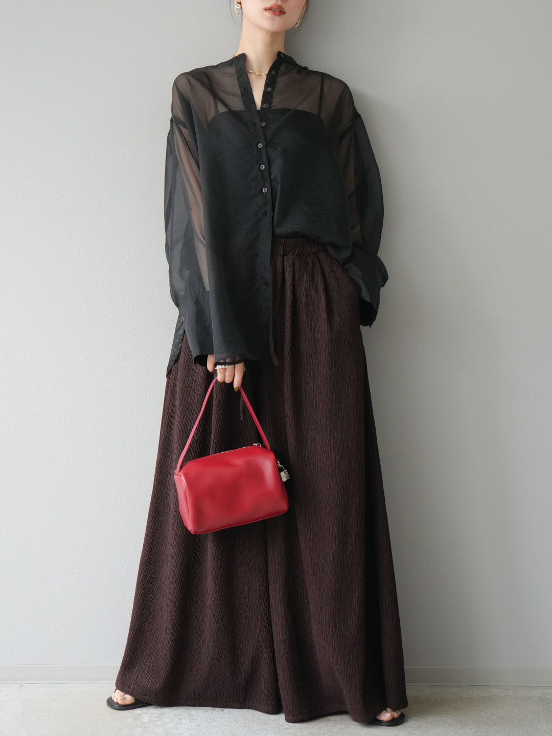 [SET] 亮面透視立領襯衫 + 柳葉寬褲 (2set)