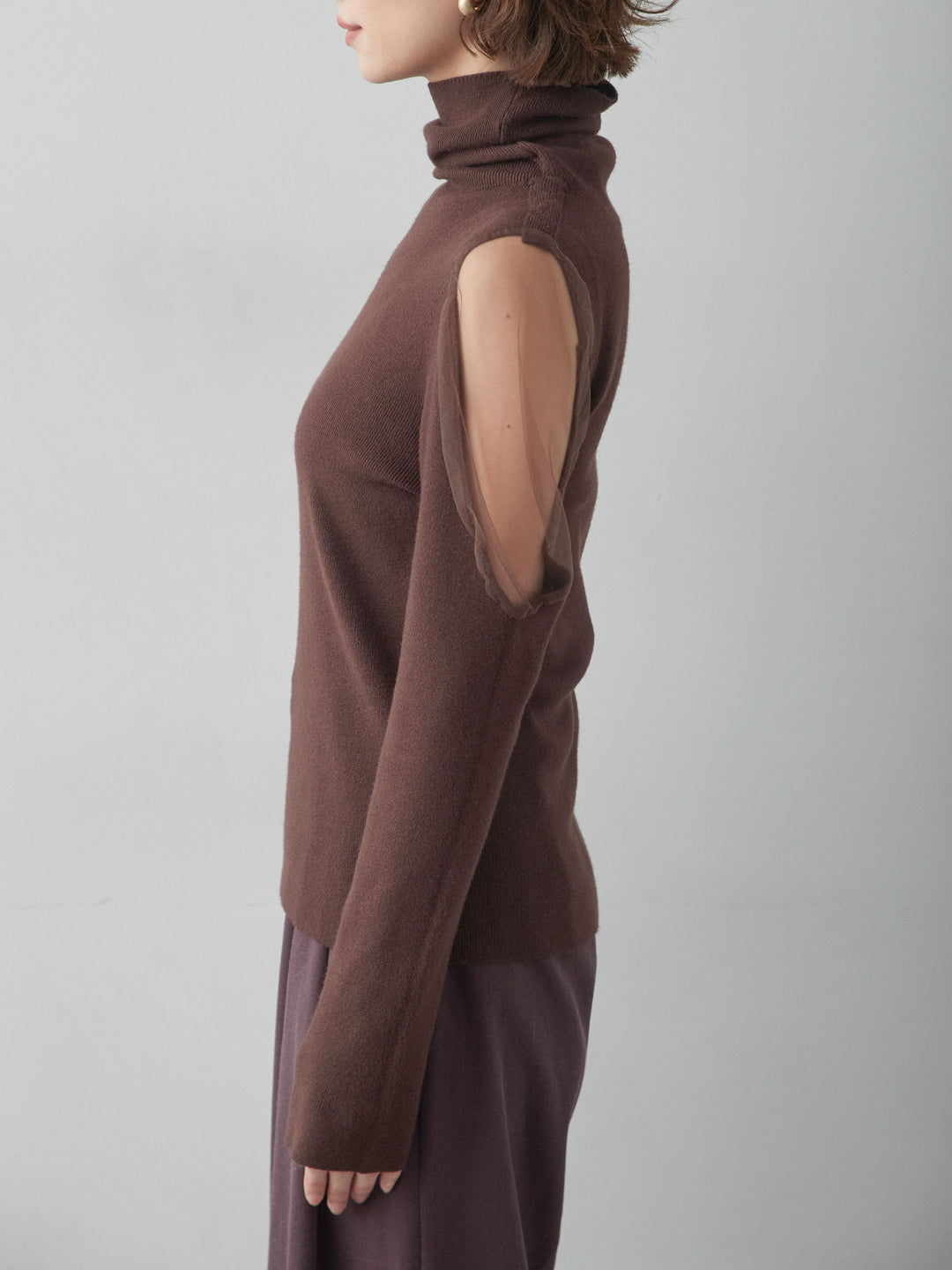[予約]ショルダーチュールハイネックニットトップス/brown