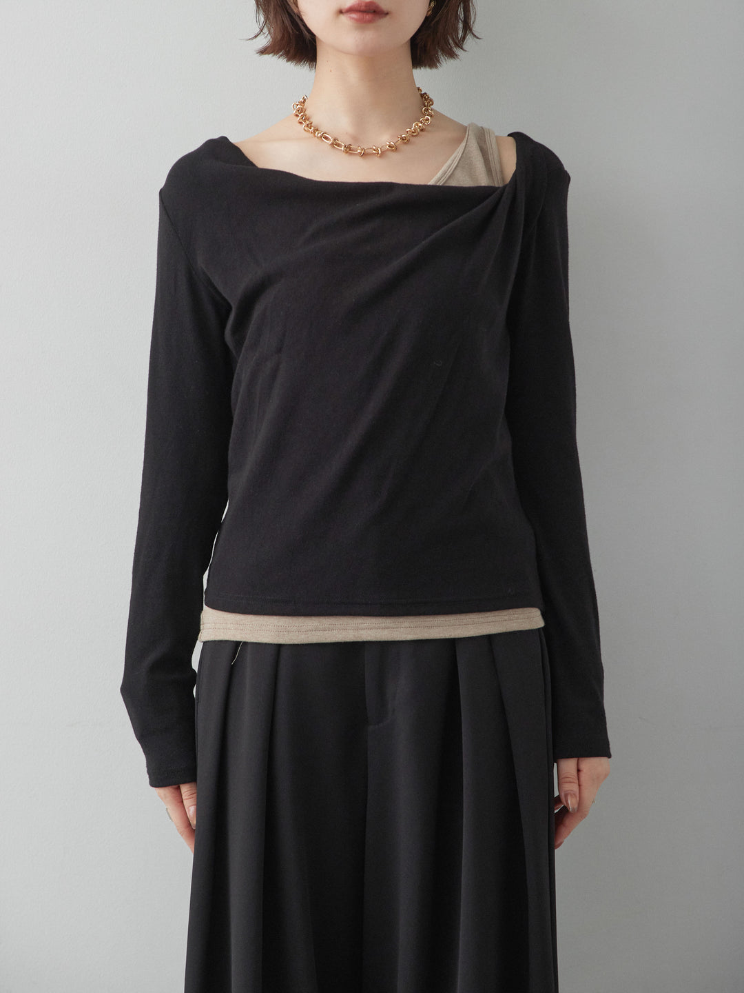[予約]バイカラーアシメレイヤードデザイントップス/black