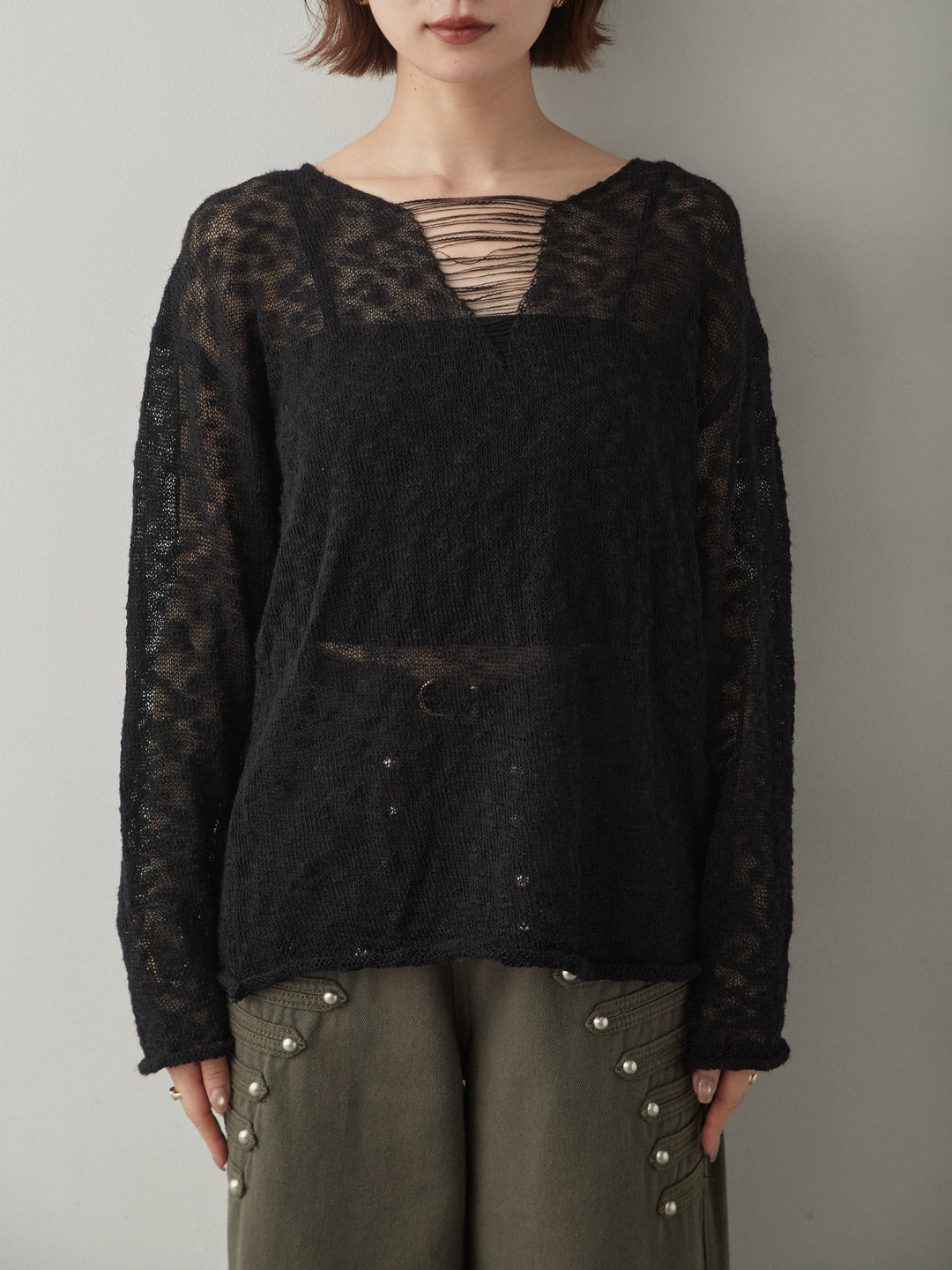 [予約]ネッククラッシュシアーニットトップス/black