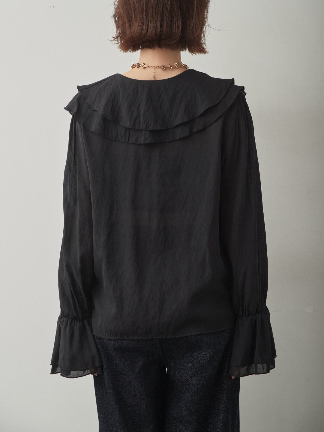 [予約]ラッフルカラーブラウス/black