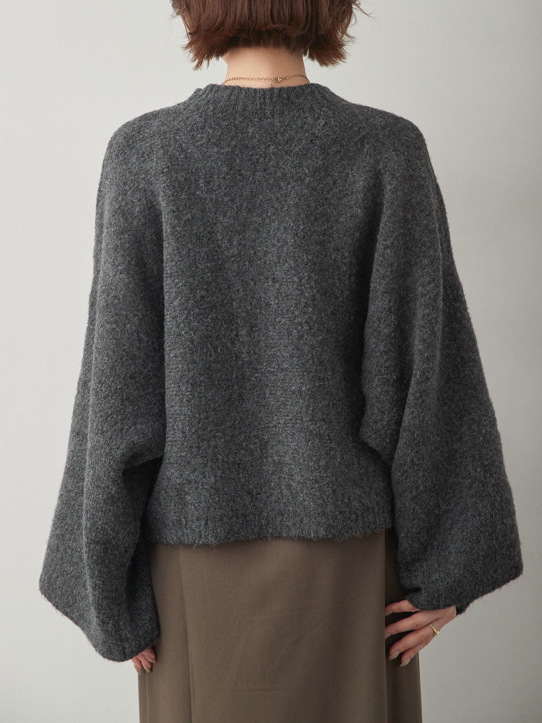 [予約]ワイドスリーブボトルネックニットトップス/black