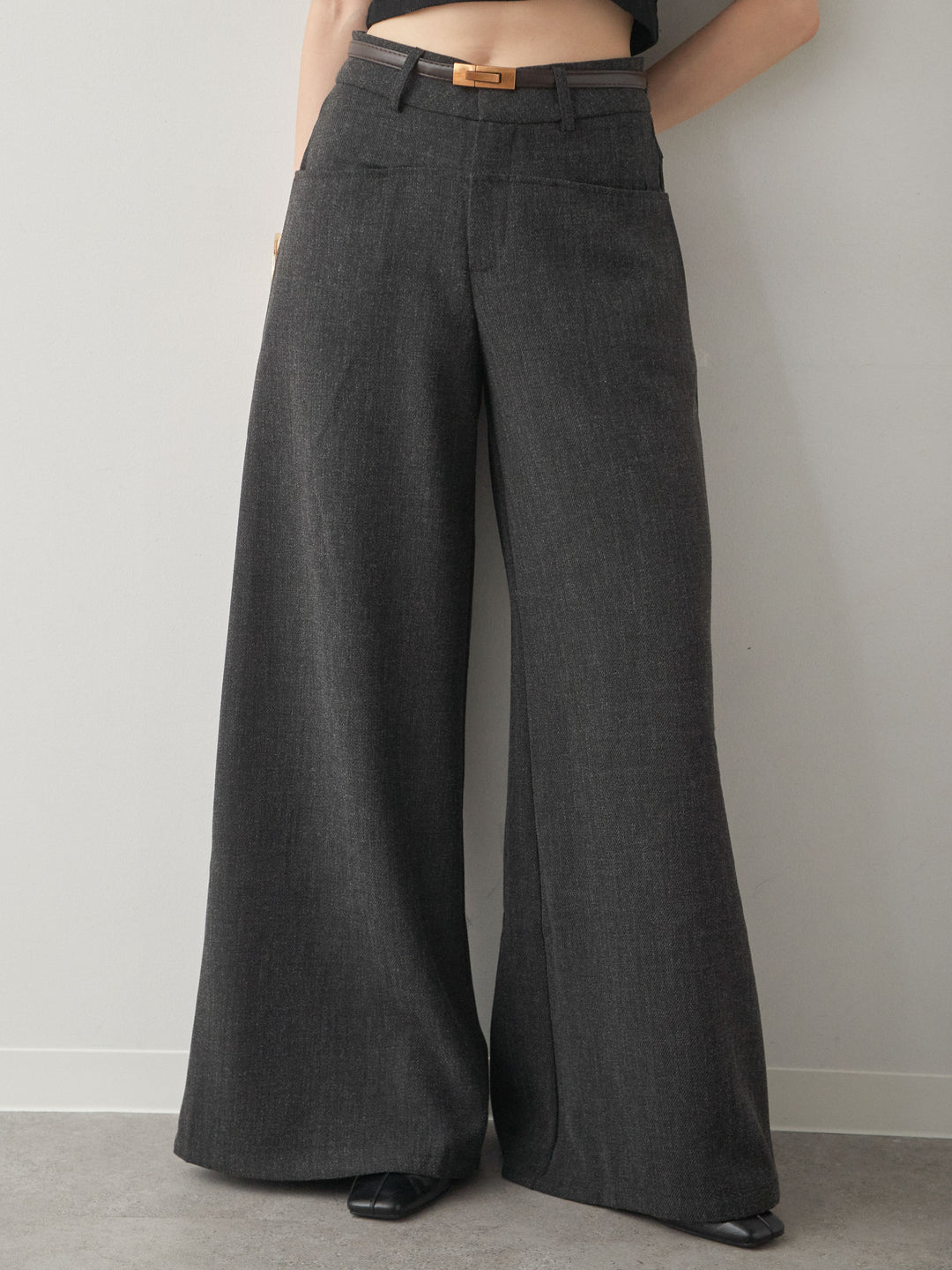 [予約]ベルト付ポケットデザインワイドストレートパンツ/charcoal