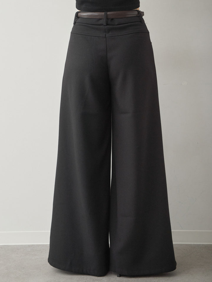 [予約]ベルト付ポケットデザインワイドストレートパンツ/black