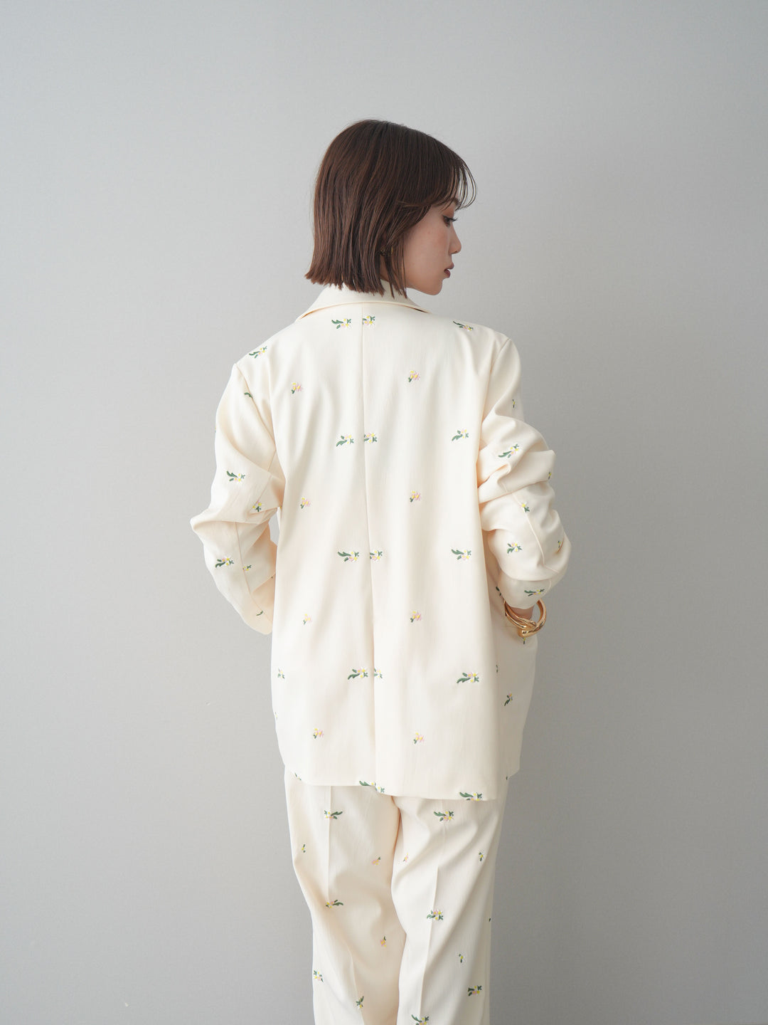[予約]フラワー刺繍テーラードジャケット/ivory
